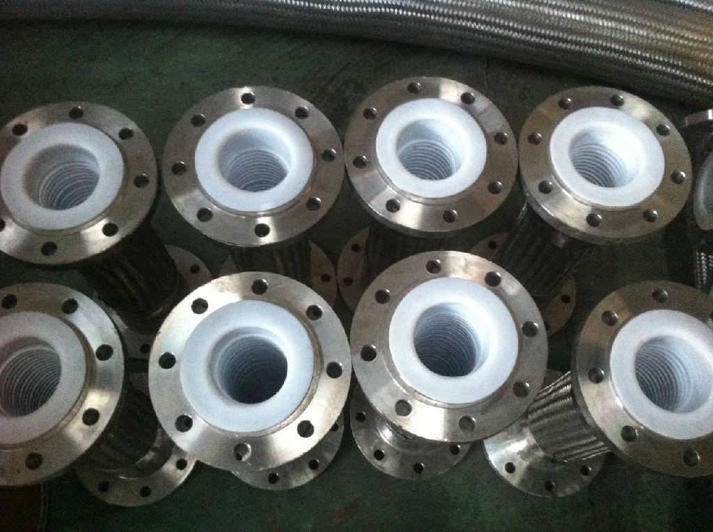 內(nèi)襯聚四氟乙烯軟管